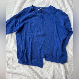 Light weight blue sweater